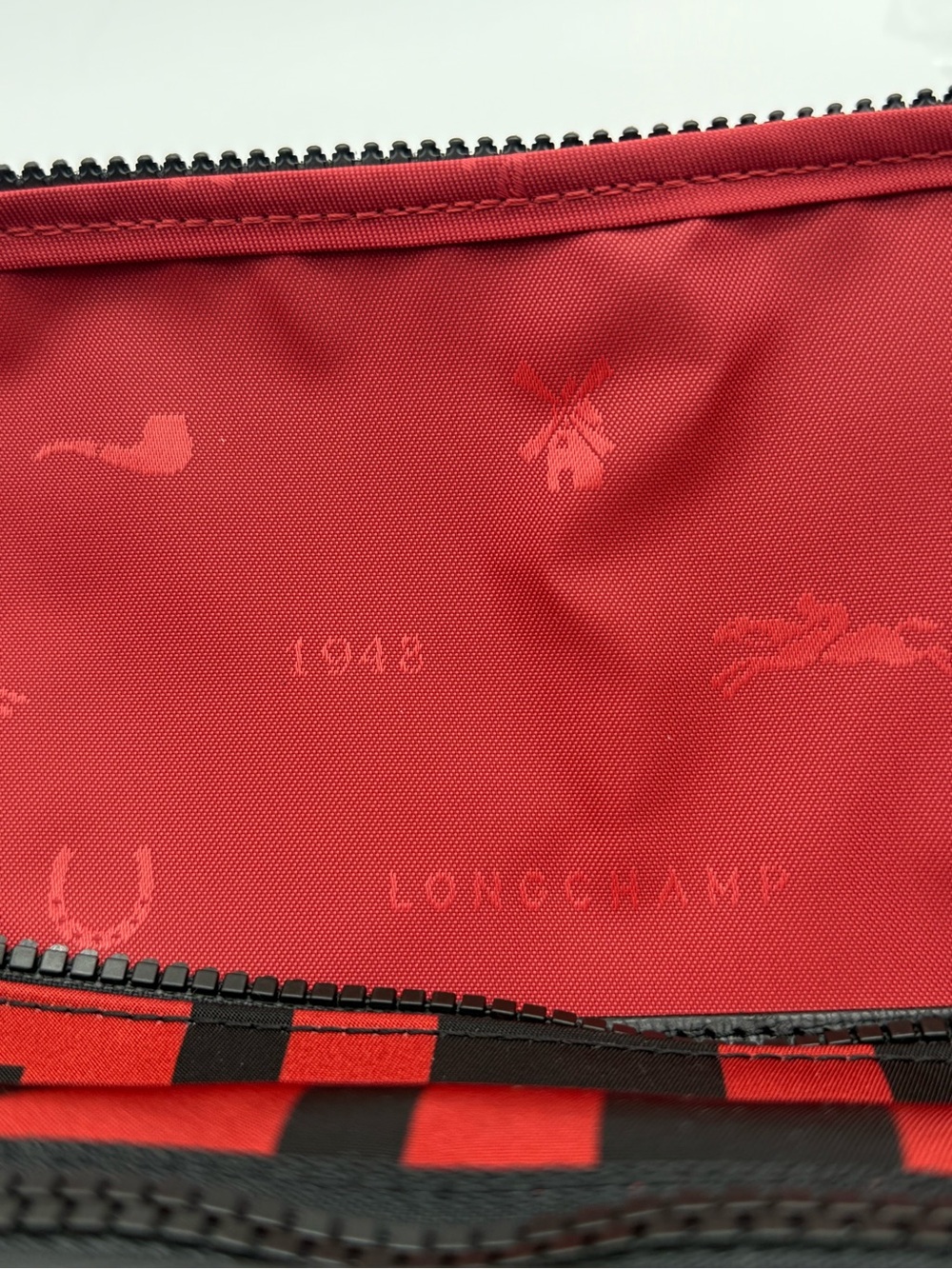Longchamp Red and Black Logo-Print Belt Bag - Picture 13 of 13